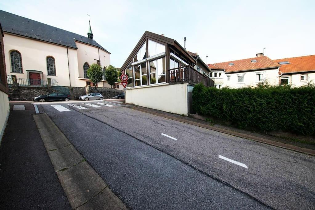 La Coquette ! Maison Au Coeur De La Bresse Avec Veranda Barbecue Garage Baby-Foot Et Barre De Son Exterior photo